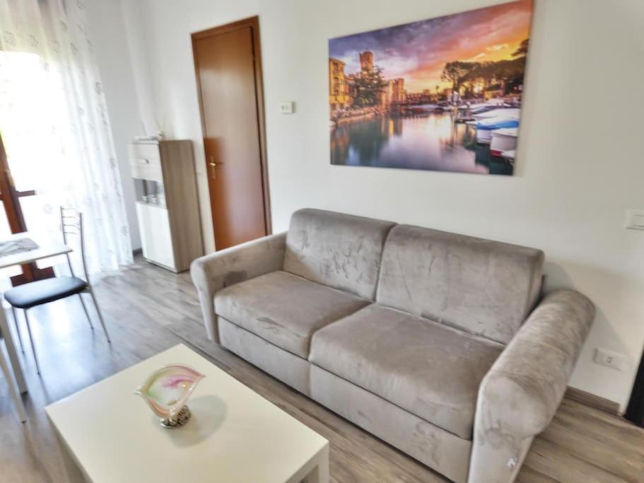 Welcome House Desenzano Center Apartment Desenzano del Garda Exterior photo