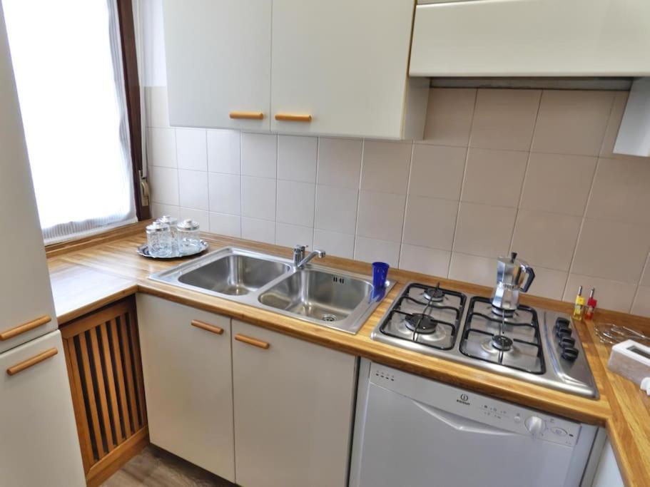Welcome House Desenzano Center Apartment Desenzano del Garda Exterior photo